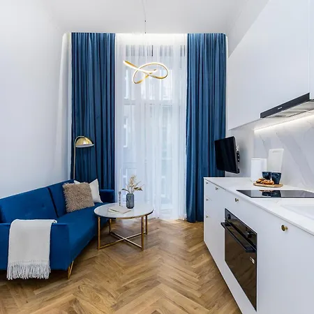 Bob Elite - Bonerowska * クラクフ