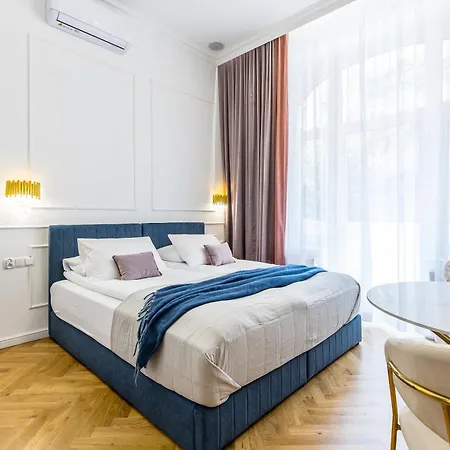 Bob Elite - Bonerowska クラクフ